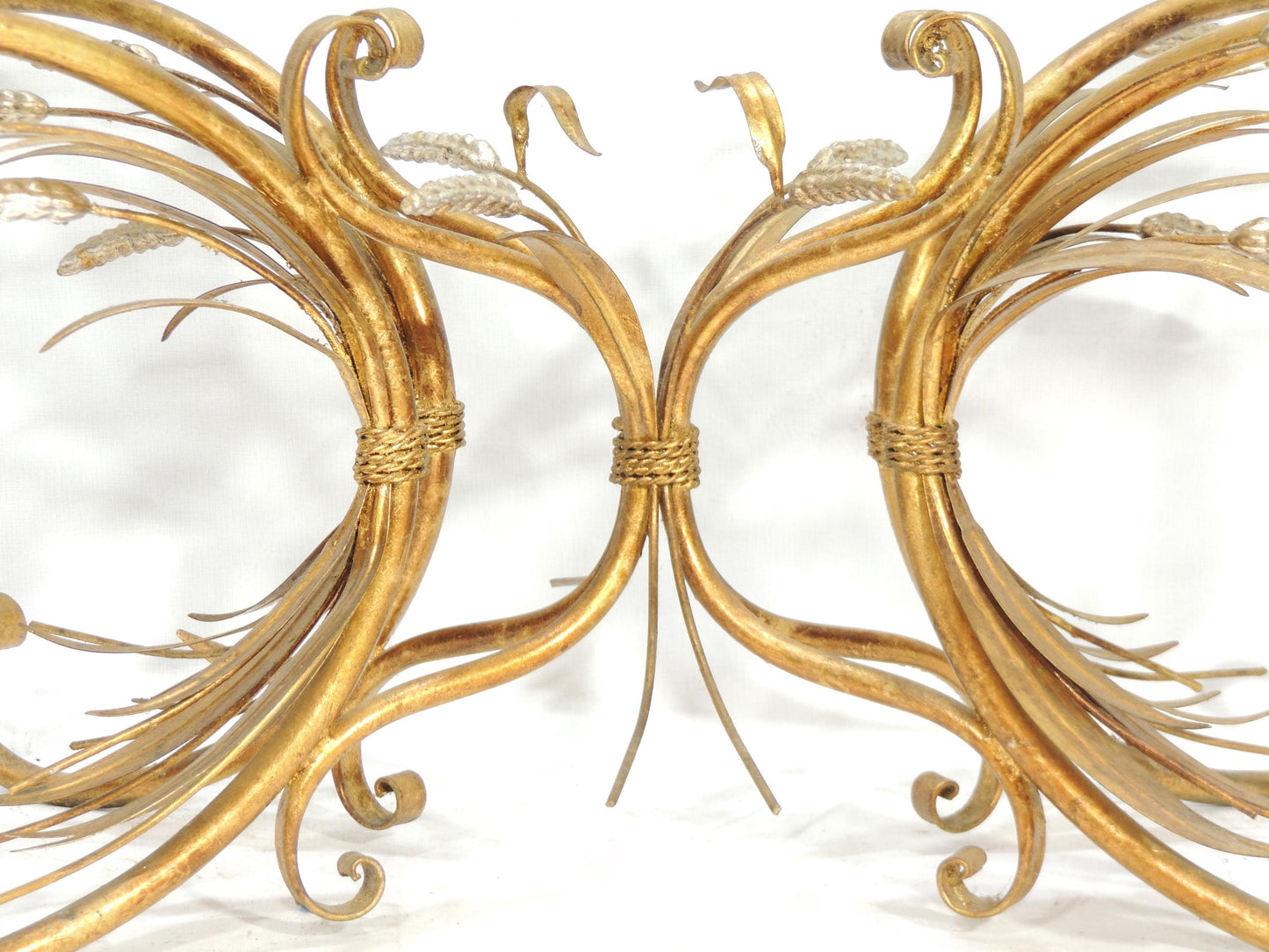 Modernist Era Hollywood Regency Wheat Metal Gilt Tole Oval Glass Coffee Table