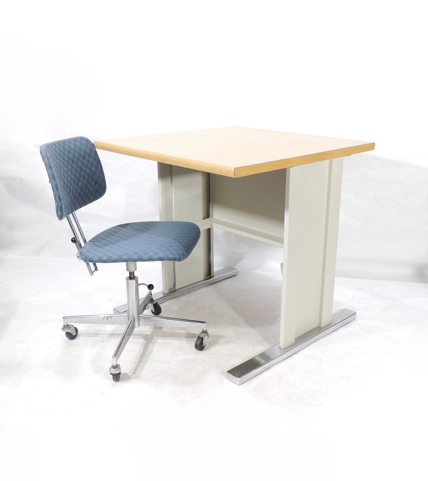 Modernist Era Stendig Finland Blue Cloth Height Adjustable Swivel Rolling Desk Chair