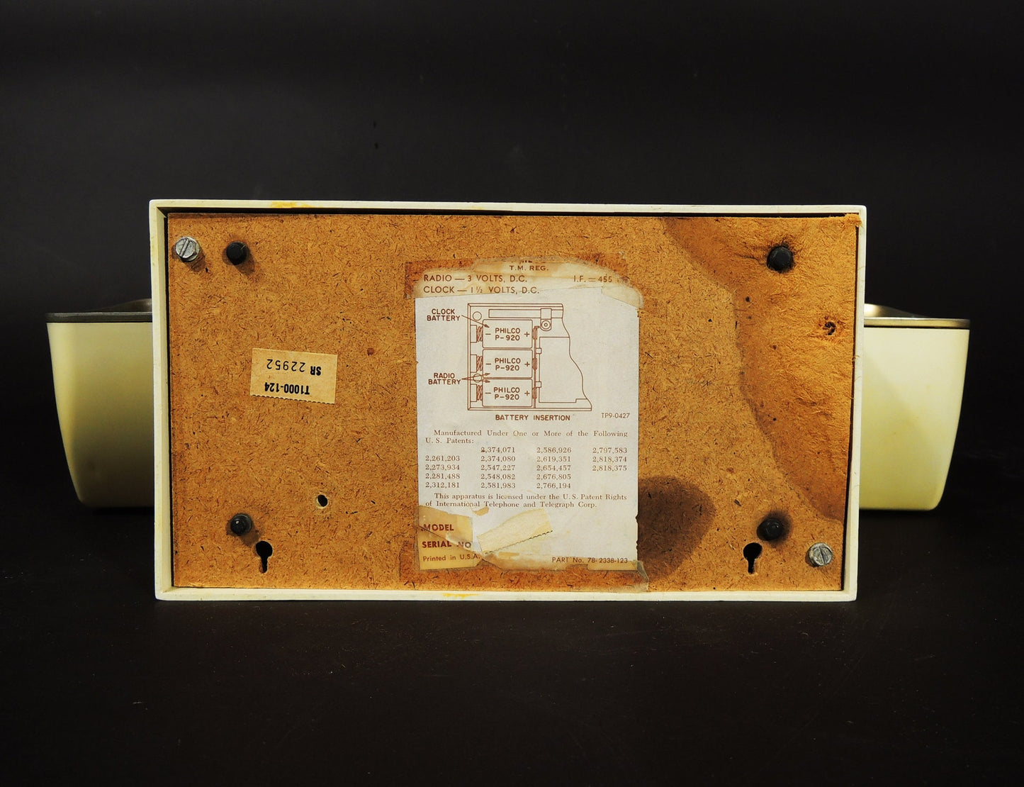 Modernist Era Space Age Design Philco Two Speakers Battery Powered Rustic Radio Clock