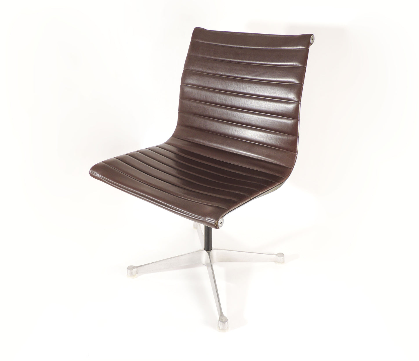 Original Vintage Eames for Herman Miller Aluminum Brown Vinyl Chair