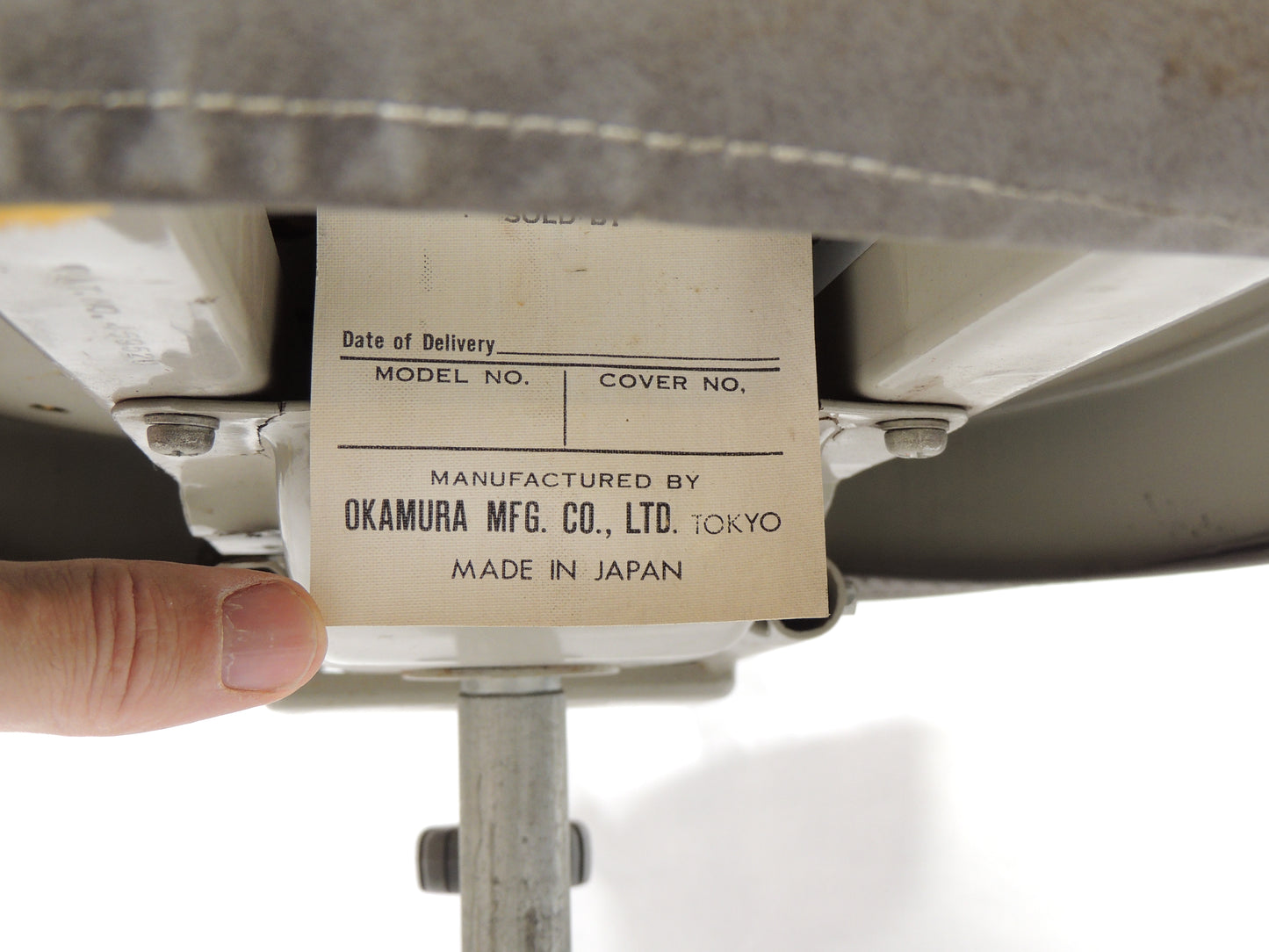 Original Okamura Industrial Adjustable Swivel Rolling Office Chair