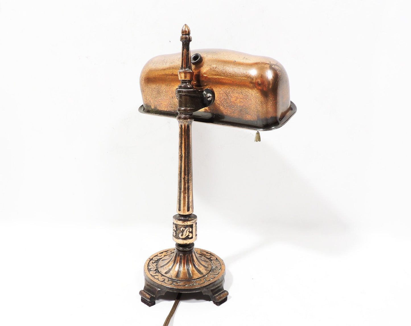 Mini Art Deco Era Metal Reading Decorative Desk Lamp