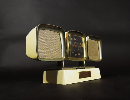 Modernist Era Space Age Design Philco Two Speakers Battery Powered Rustic Radio Clock
